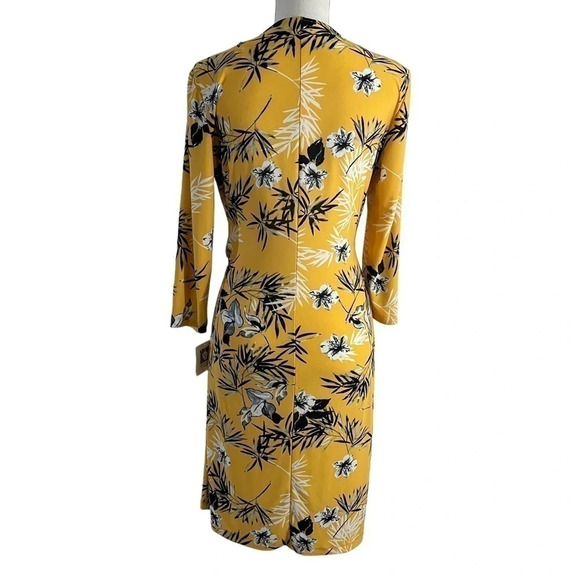 Anne Klein NEW Yellow Tropical Floral Dress 6 Jersey Stretch Draped Knee Length - Picture 3 of 11